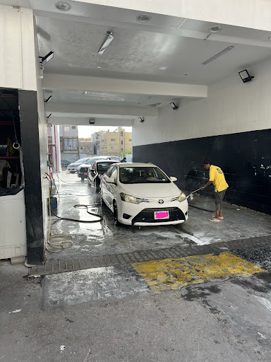 Top noch car wash